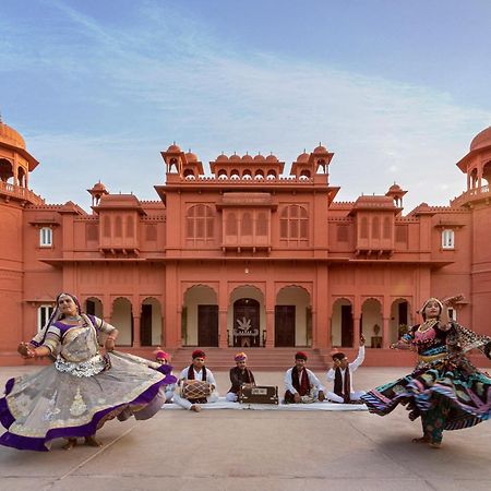ホテル Gaj Kesri ビーカーネール エクステリア 写真